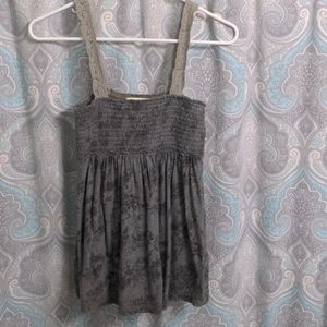 Grey tank top